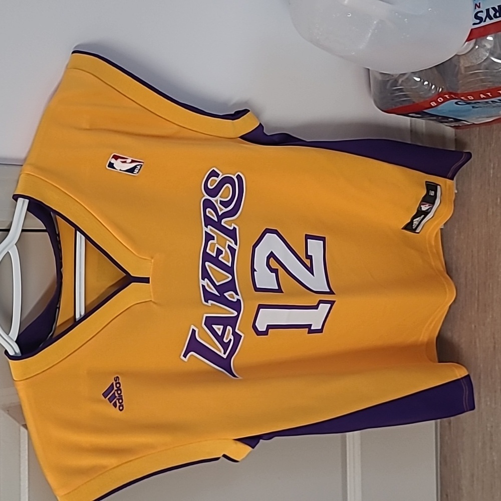 Dwight howard lakers jersey authentic barely worn maybe once